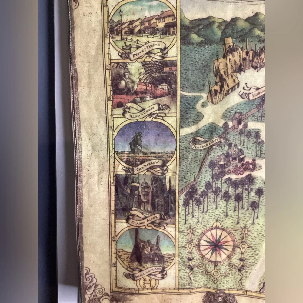 NWOT Harry Potter Enchanted Map Tapestry - Green and Brown 36 x 24
